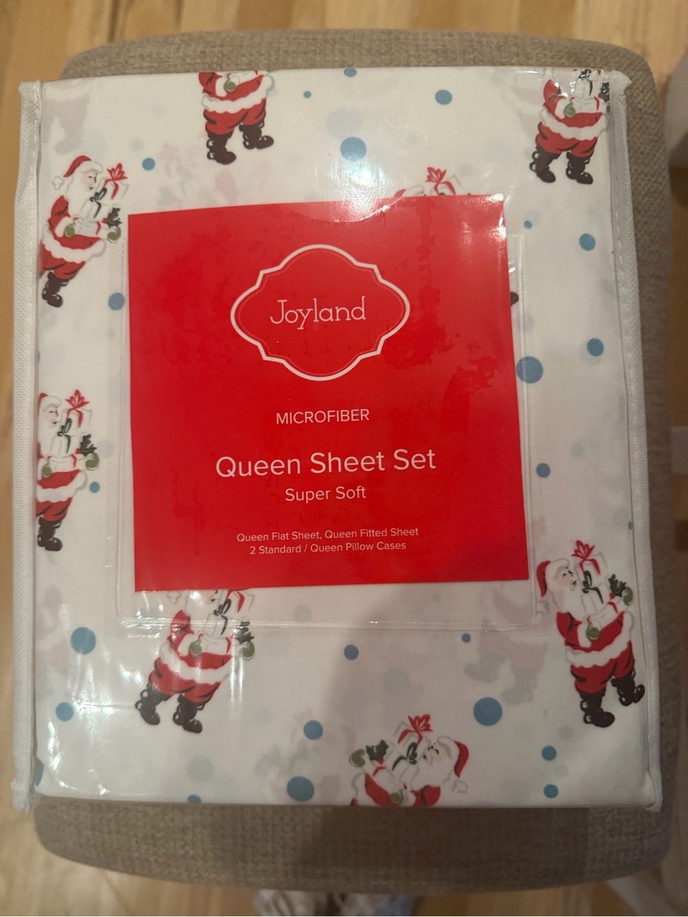 Microfiber Queen Sheet Set - White with Santa Print